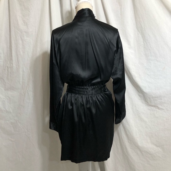 Vintage Victoria’s Secret Robe - Picture 4 of 5